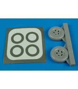 Hawker Hurricane Mk.I wheels and paint masks 1/48