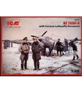  	Messerschmitt Bf 109F-4 with German Luftwaffe Personnel  1/48