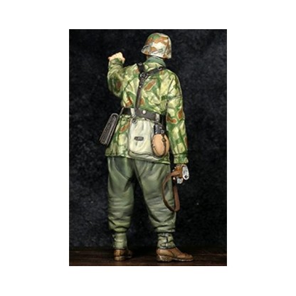 German Grenadier NCO   1/35 2