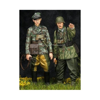 German Grenadier Set (2 figs)  1/35