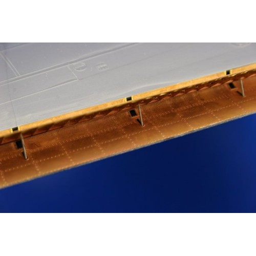 Boeing B-17G Flying Fortress landing flaps  1/48