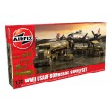 USAAF Bomber Re-supply Set. Autocar U-7144-T 4X4 tractor unit and F-1 fuel trailer. B-17 not included.  1/72