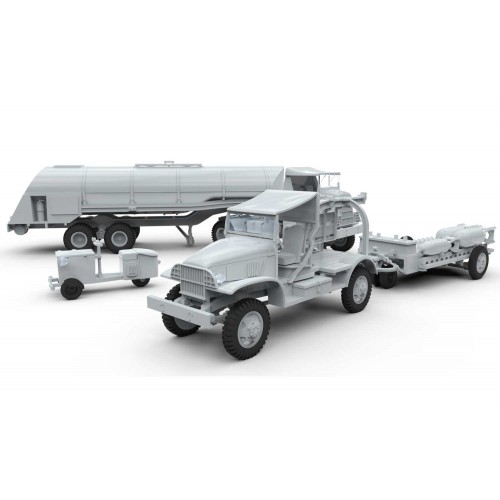 USAAF Bomber Re-supply Set. Autocar U-7144-T 4X4 tractor unit and F-1 fuel trailer. B-17 not included. 1/72 