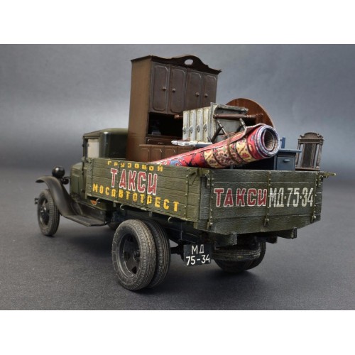 SOVIET 1,5 TON CARGO TRUCK 1/35