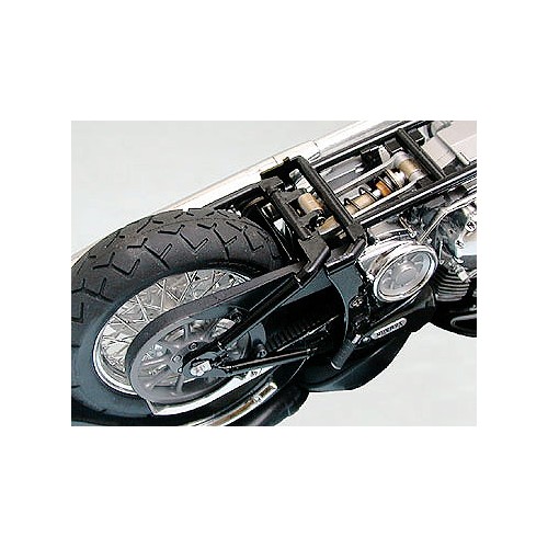 Yamaha XV1600 Road Star 1/12