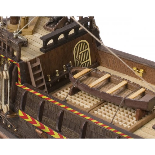 Golden Hind 1/85