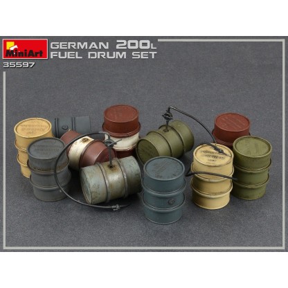 German 200L Fuel Drum Set WWII 1/35 2