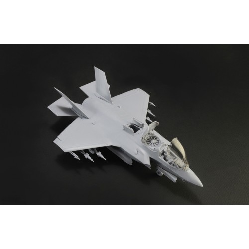 F-35 B Lightning II STOVL version 1/72