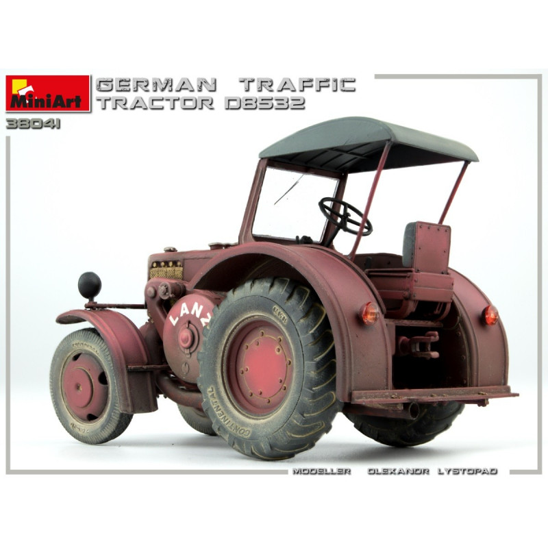 GERMAN TRAFFIC TRACTOR D8532 1/35