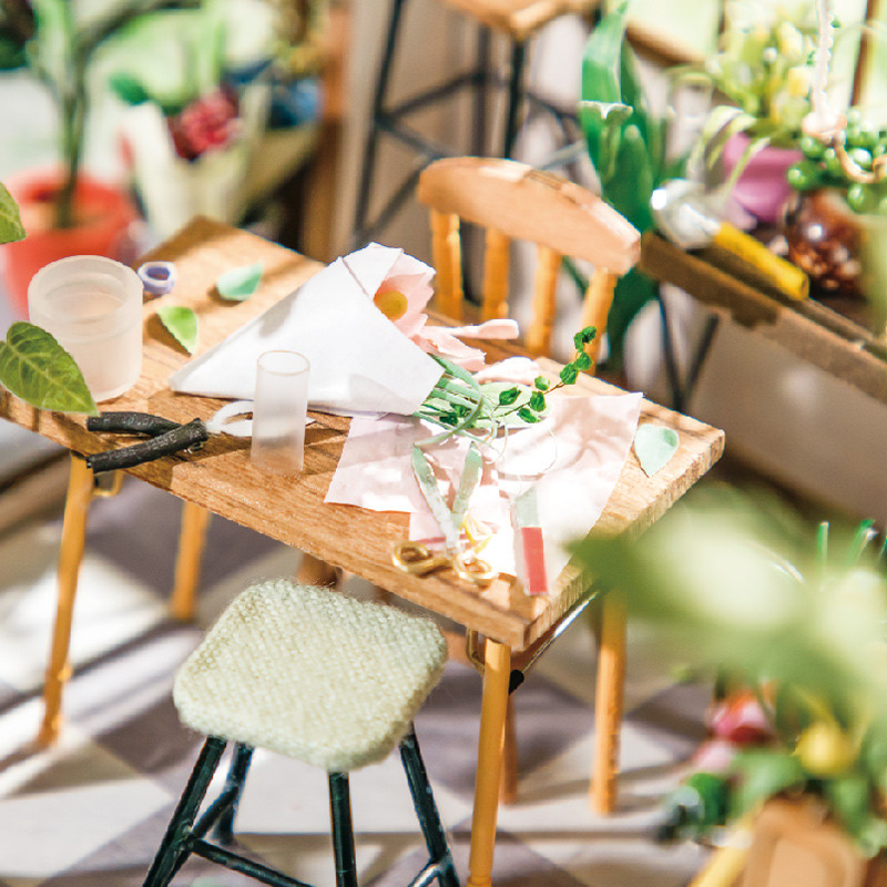 Lisa’s Tailor DG101 1/24