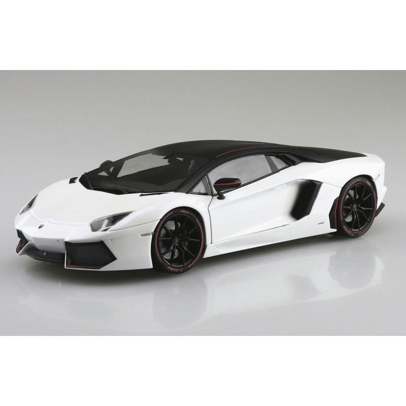 '14 Lamborghini Aventador Pirelli Edition 1/24