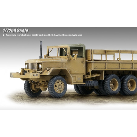 WWII German Fuel Truck and Schwimwagen 1/72