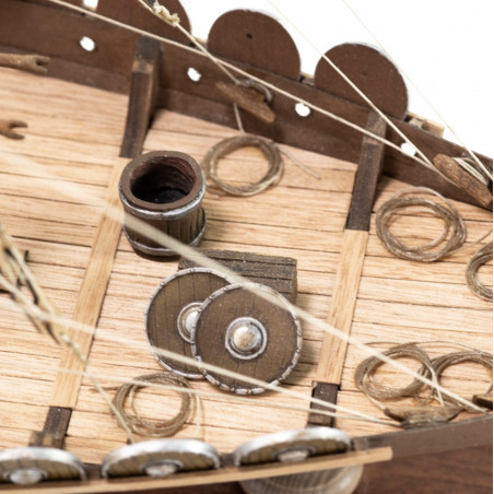 VIKING SHIP DRAKKAR 1/50