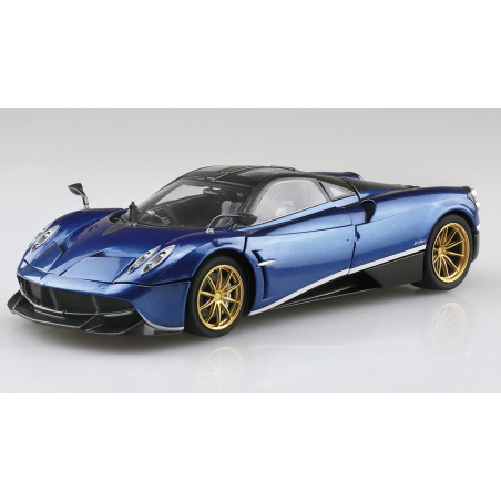 LAMBORGHINI AVENTADOR LP700-4 (FULL ENGINE DETAIL) 1/24