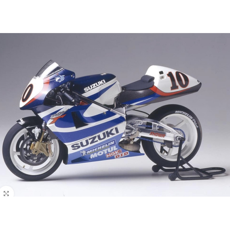 Yamaha XV1600 Road Star 1/12