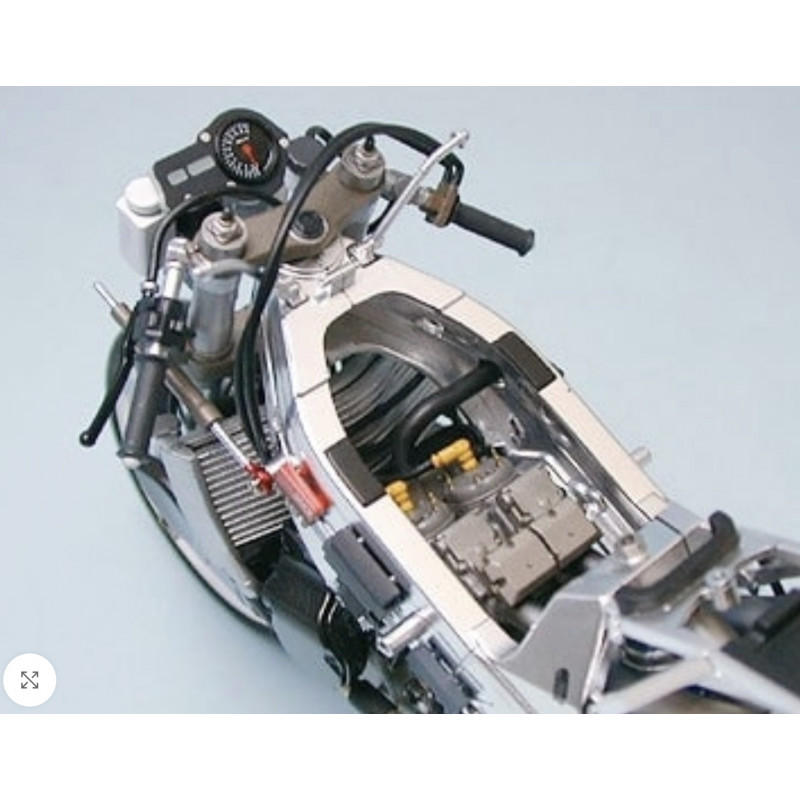 Yamaha XV1600 Road Star 1/12