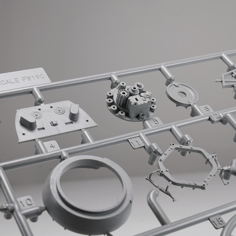 Pz.Kpfw.IV Ausf.F2 G early 2in1 1/35