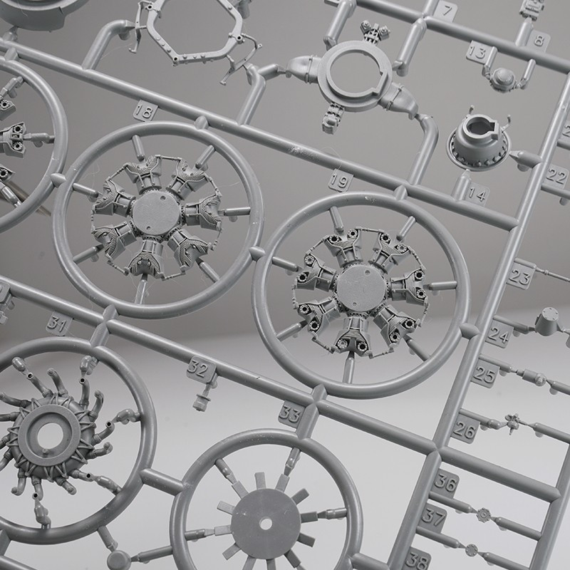 Pz.Kpfw.IV Ausf.F2 G early 2in1 1/35