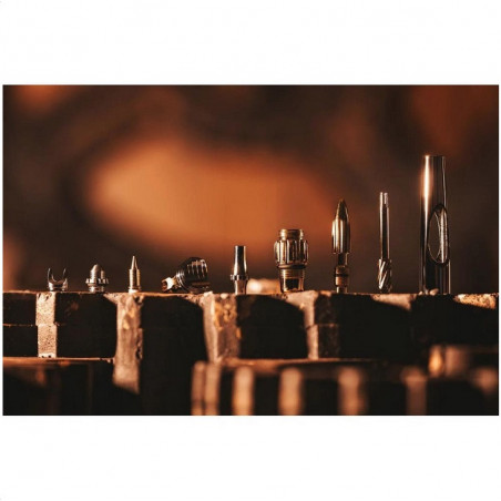 Harder & Steenbeck: Airbrush EVOLUTION 2024 CRplus 2in1 incl 0.28mm & 0.45mm FineLine headset and 2ml & 5ml cup