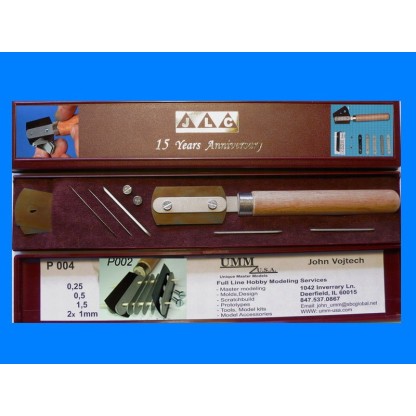Razor blade with handleextender (Anniversary box)