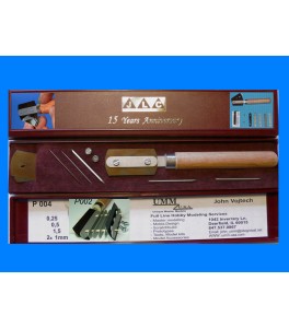 Razor blade with handleextender (Anniversary box)