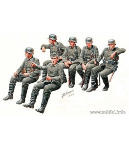 German infantry 'Off to the front' vehicle riders 1/35