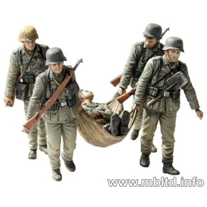 Casualty Evacuation, German Infantry, 1/35 2