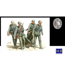Casualty Evacuation, German Infantry, 1/35
