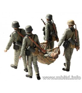Casualty Evacuation, German Infantry, 1/35