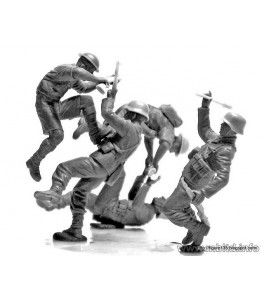 Cuerpo a cuerpo británicos y alemanes en África. 1/35