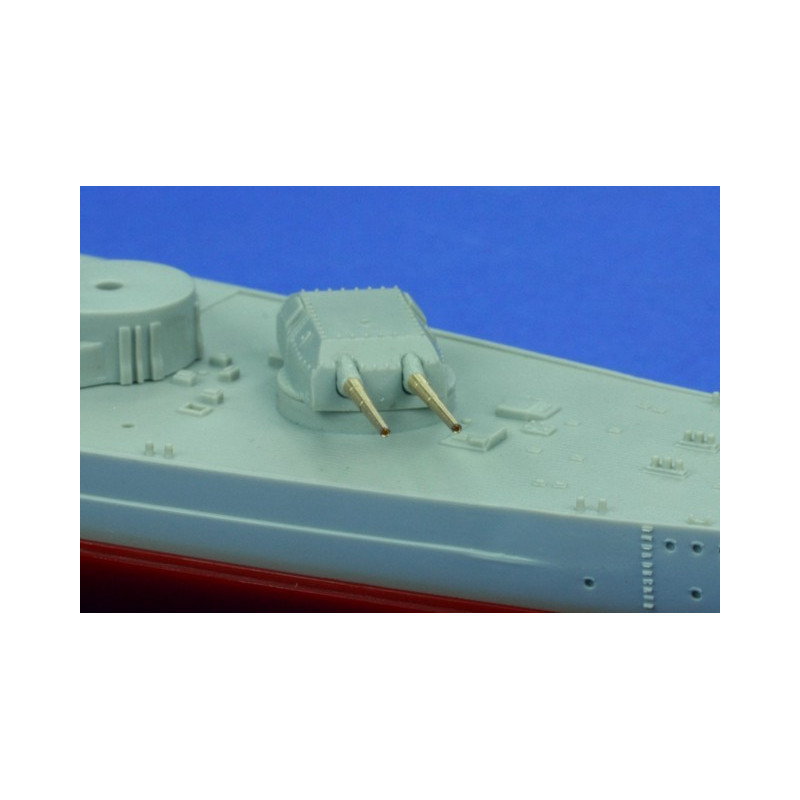 Cañones Bismarck, Tirpitz 1/700