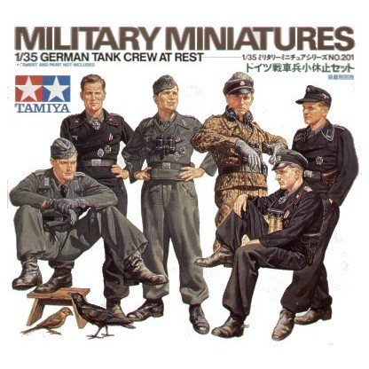 GERMAN TANK CREW AT REST 1/35 TAMIYA